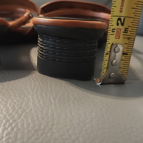 Sandals - Picture 5 of 5